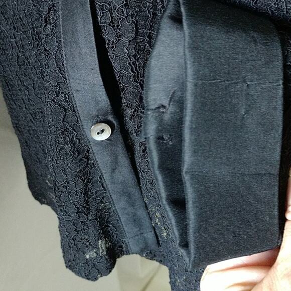 Mimi Maternity Black Lace Blouse w/ attached Tank size Large - Picture 8 of 8